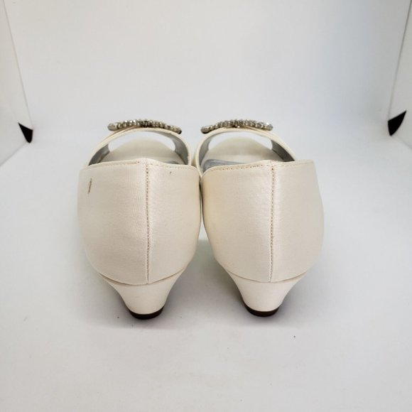 NINA RIVKA WEDGE WEDDING BRIDAL IVORY SHOES sz 7 Flat Brooch Rhinestone - Picture 7 of 12